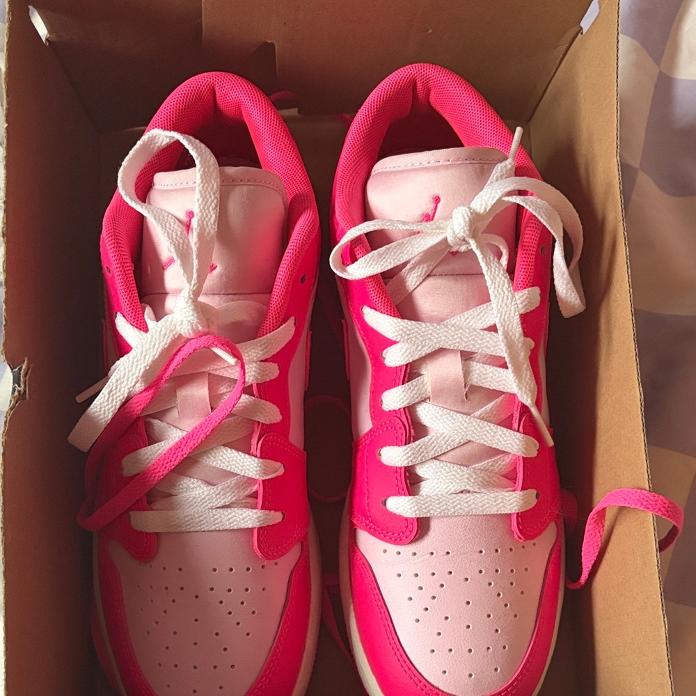 Jordan Women's Shoes in Pink and White
